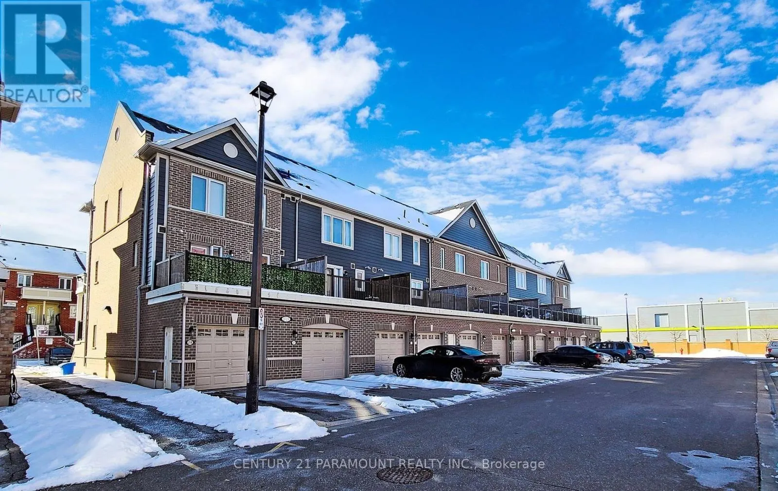 213 - 250 SUNNY MEADOW BOULEVARD