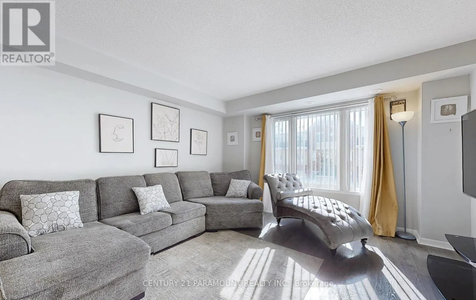 213 - 250 SUNNY MEADOW BOULEVARD
