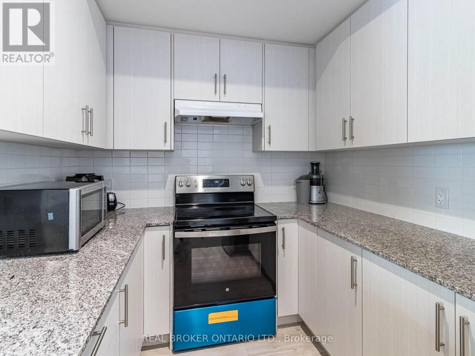 45 - 45 KNOTSBERRY CIRCLE
