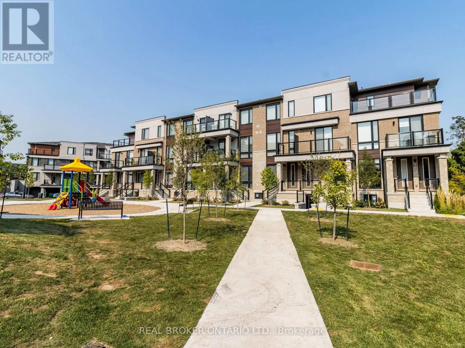 45 - 45 KNOTSBERRY CIRCLE