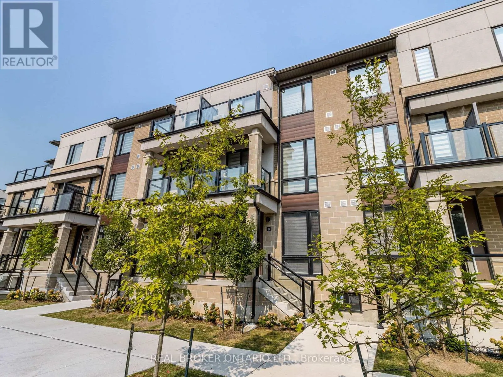 45 - 45 KNOTSBERRY CIRCLE