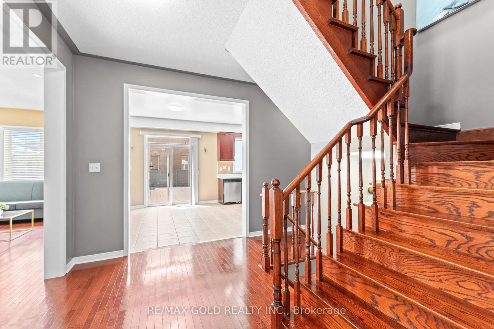 12 SMOOTHROCK TRAIL