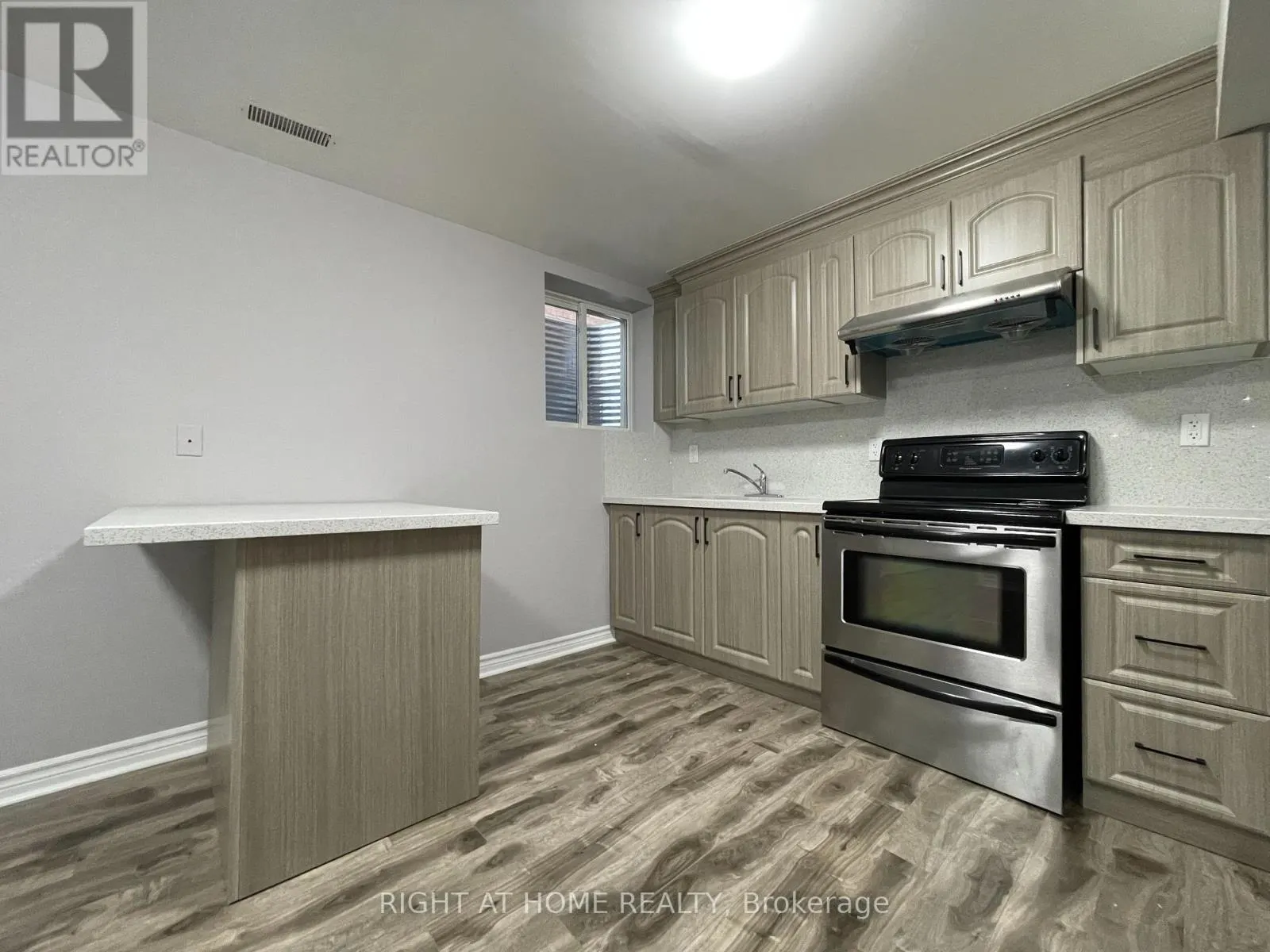 BSMT - 5837 CHURCHILL MEADOWS BOULEVARD