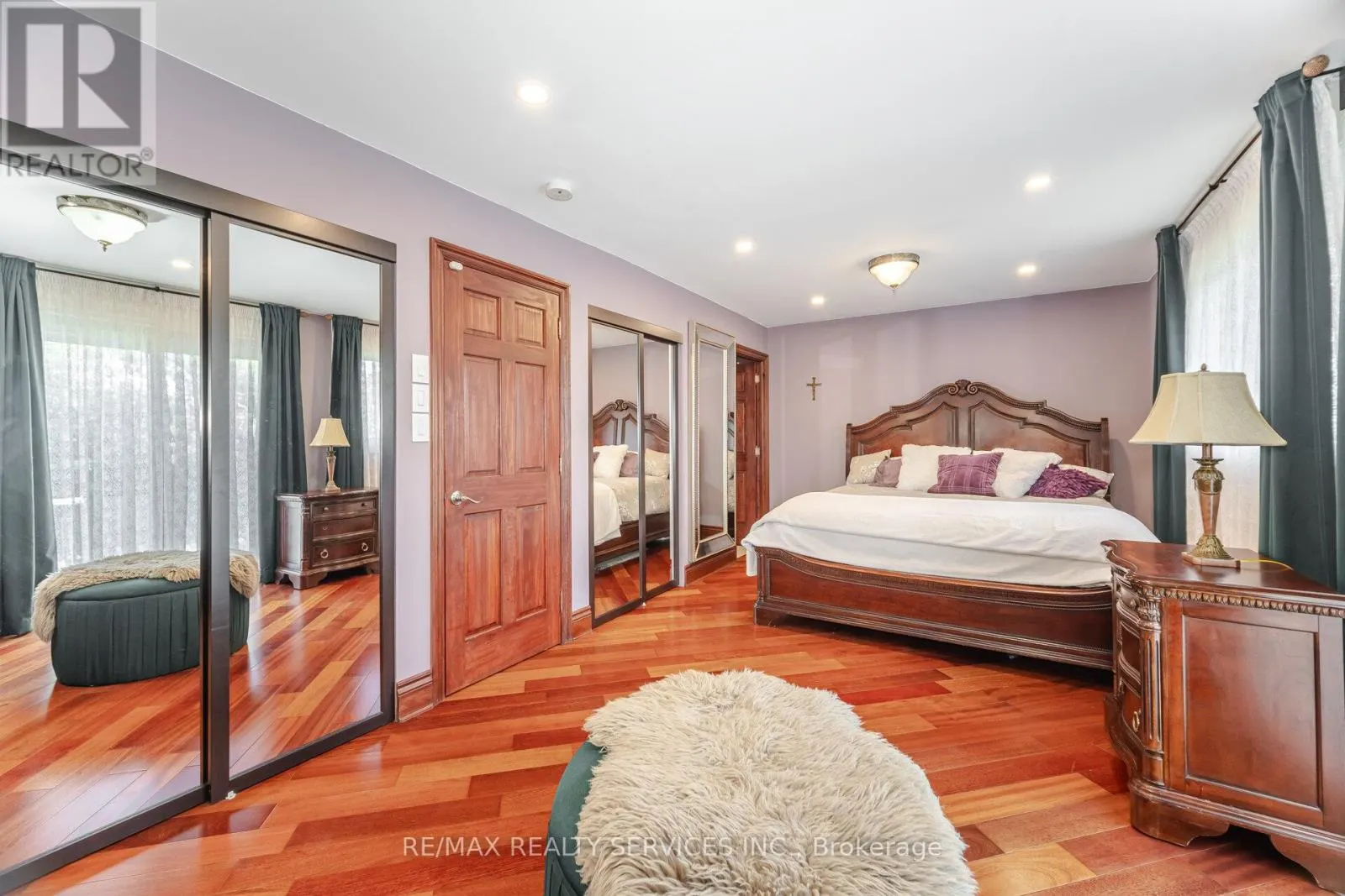 38 GRASSMERE CRESCENT