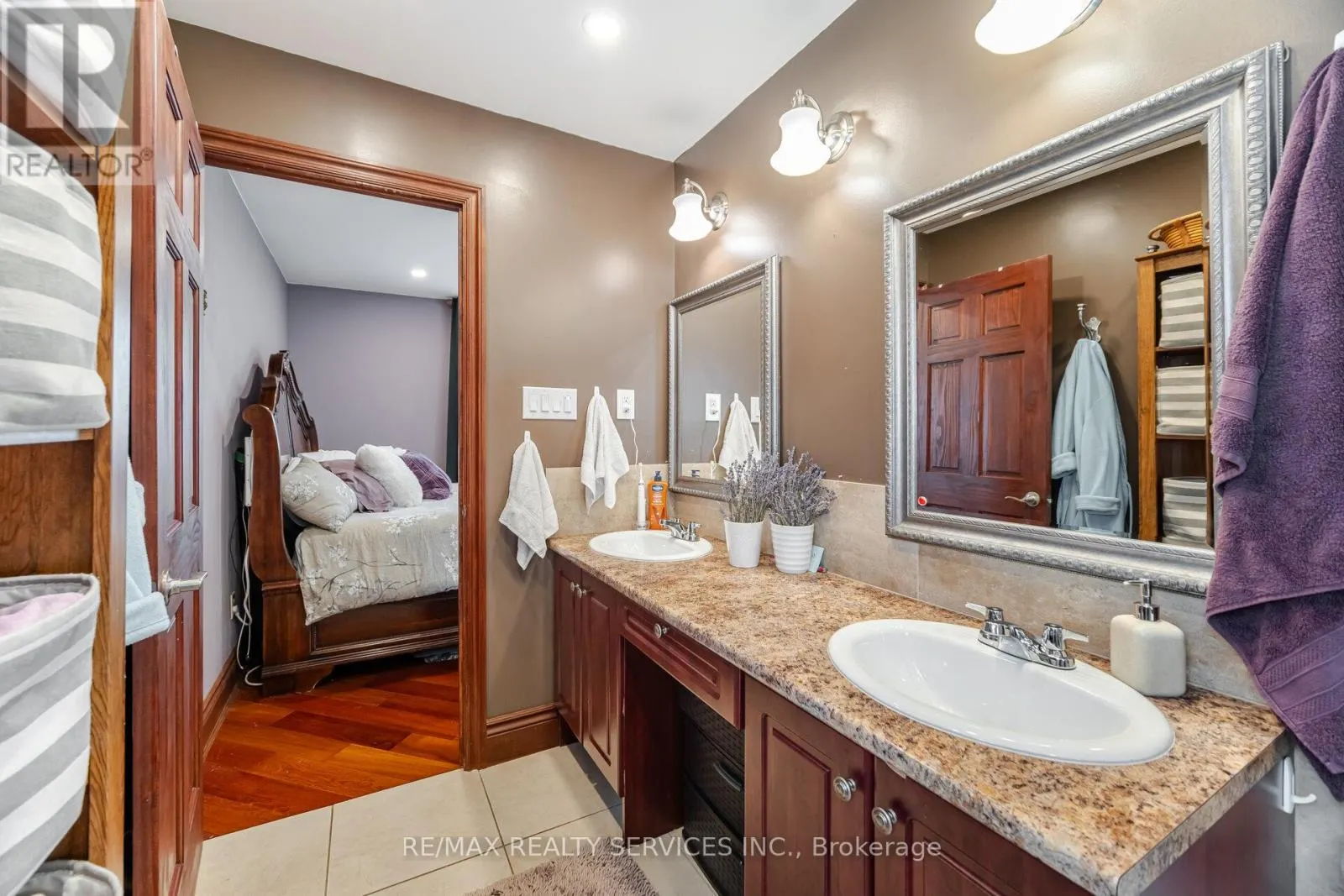 38 GRASSMERE CRESCENT