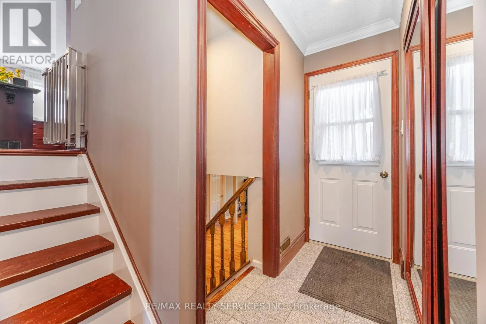 38 GRASSMERE CRESCENT