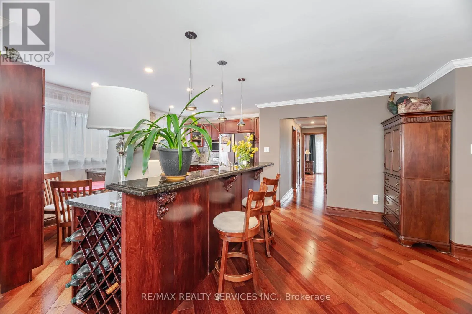 38 GRASSMERE CRESCENT