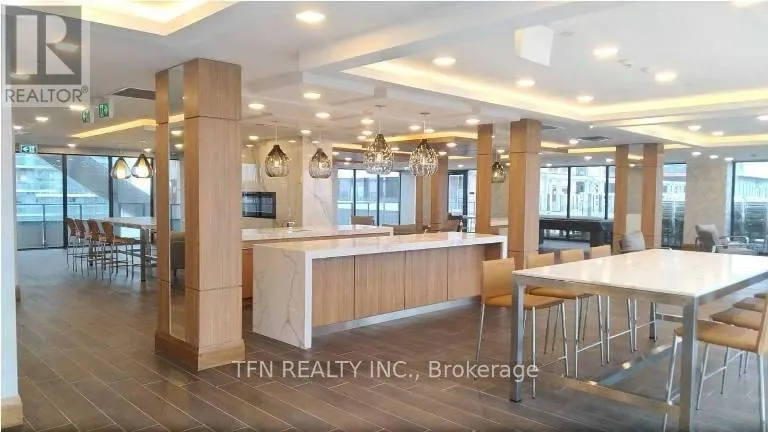 M5 - 20 SHORE BREEZE DRIVE