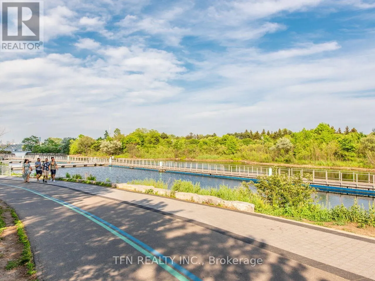 M5 - 20 SHORE BREEZE DRIVE