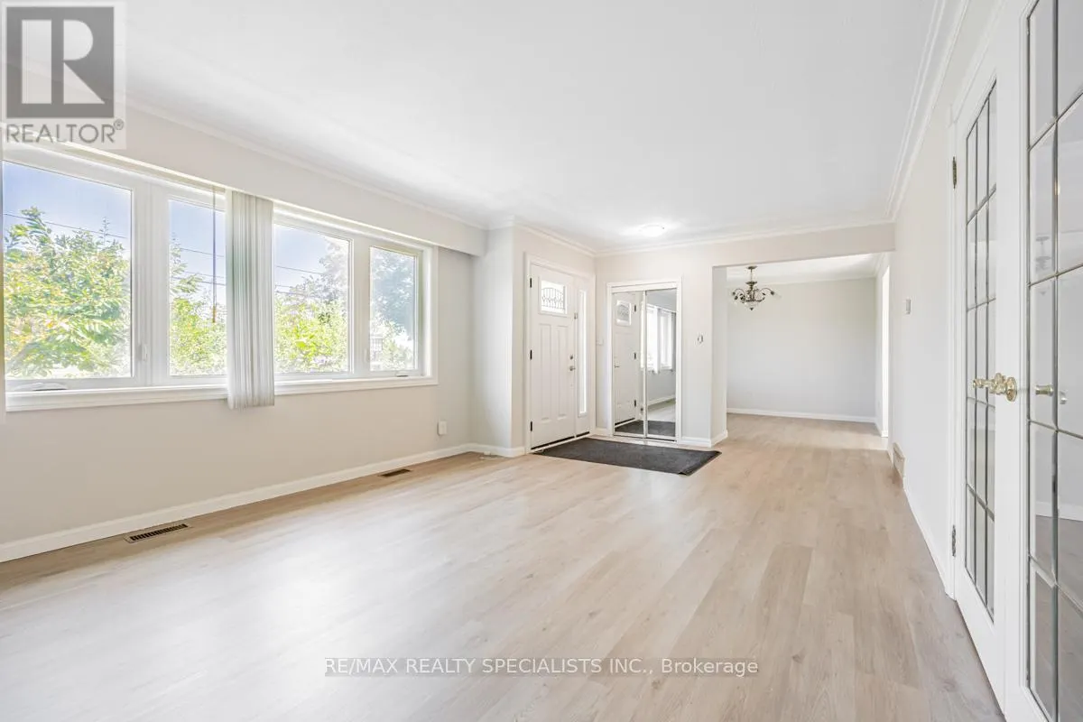 UPPER - 1362 CAWTHRA ROAD