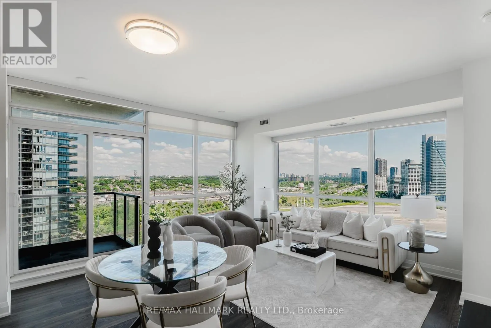 1609 - 36 PARK LAWN ROAD