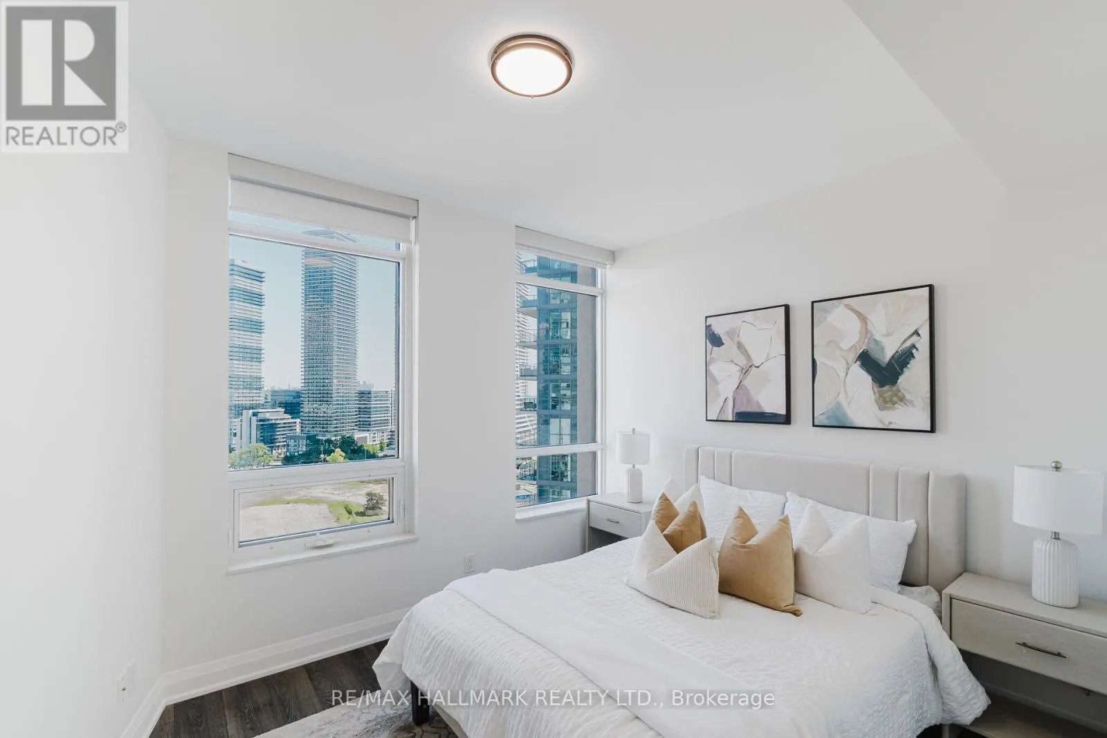 1609 - 36 PARK LAWN ROAD