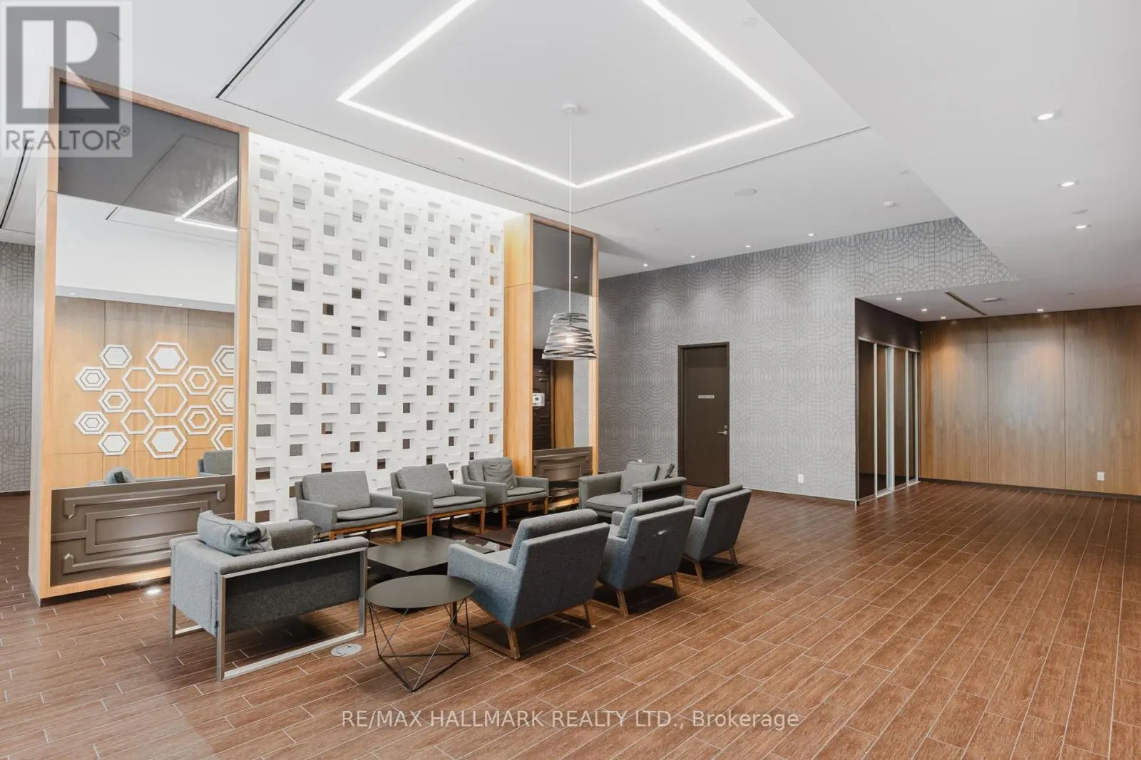 1609 - 36 PARK LAWN ROAD