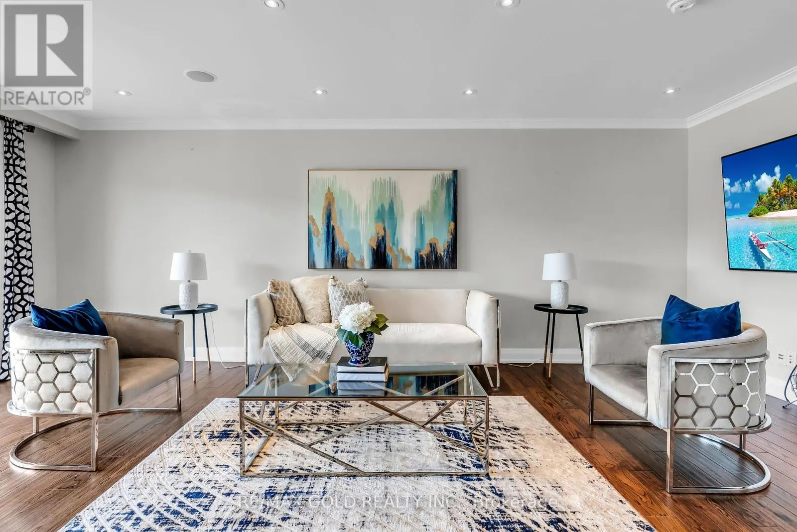 52 PARADELLE CRESCENT