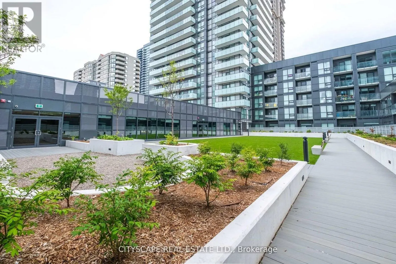 811 - 4130 PARKSIDE VILLAGE DRIVE