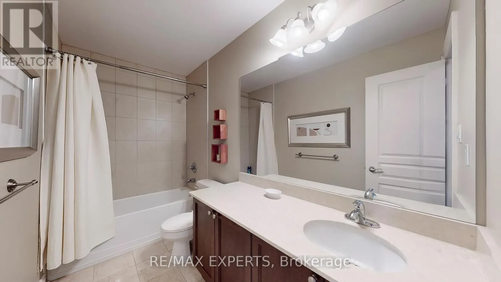 110 ROLLING HILLS LANE W