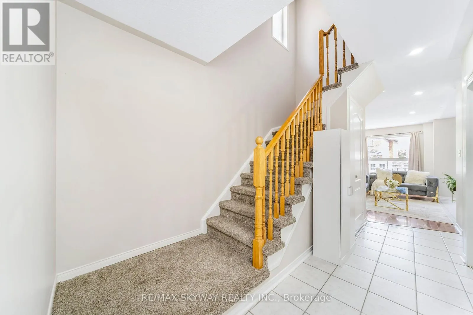 13 OZNER COURT