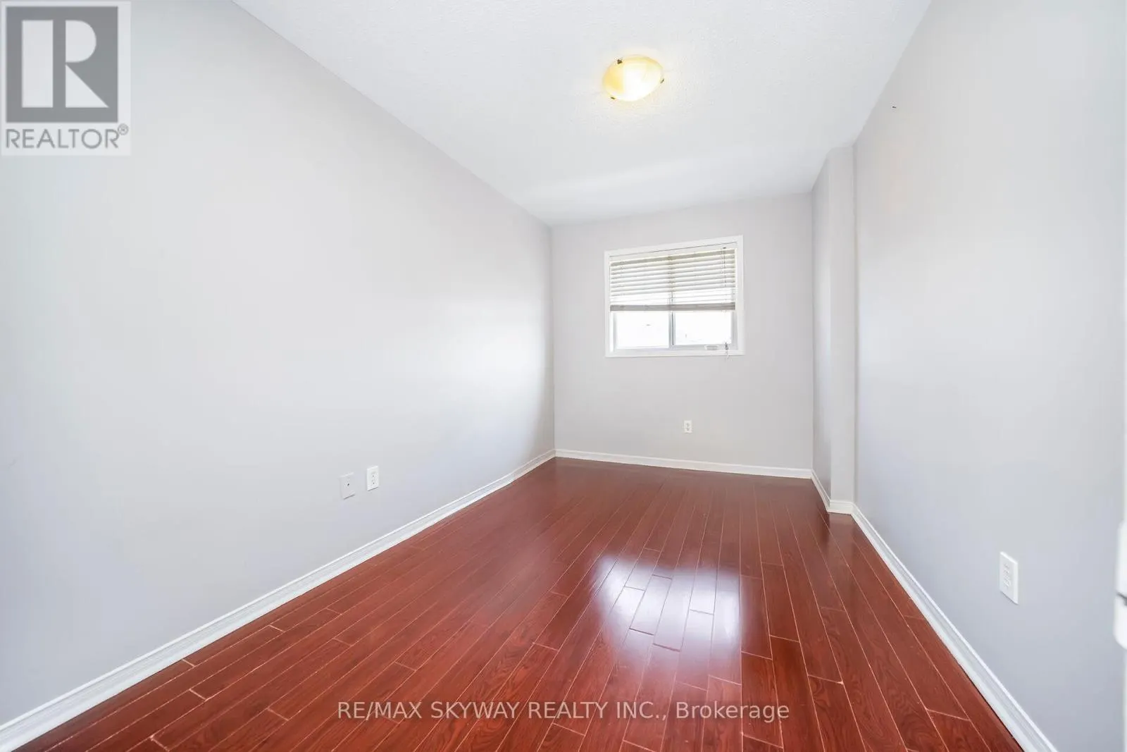 13 OZNER COURT