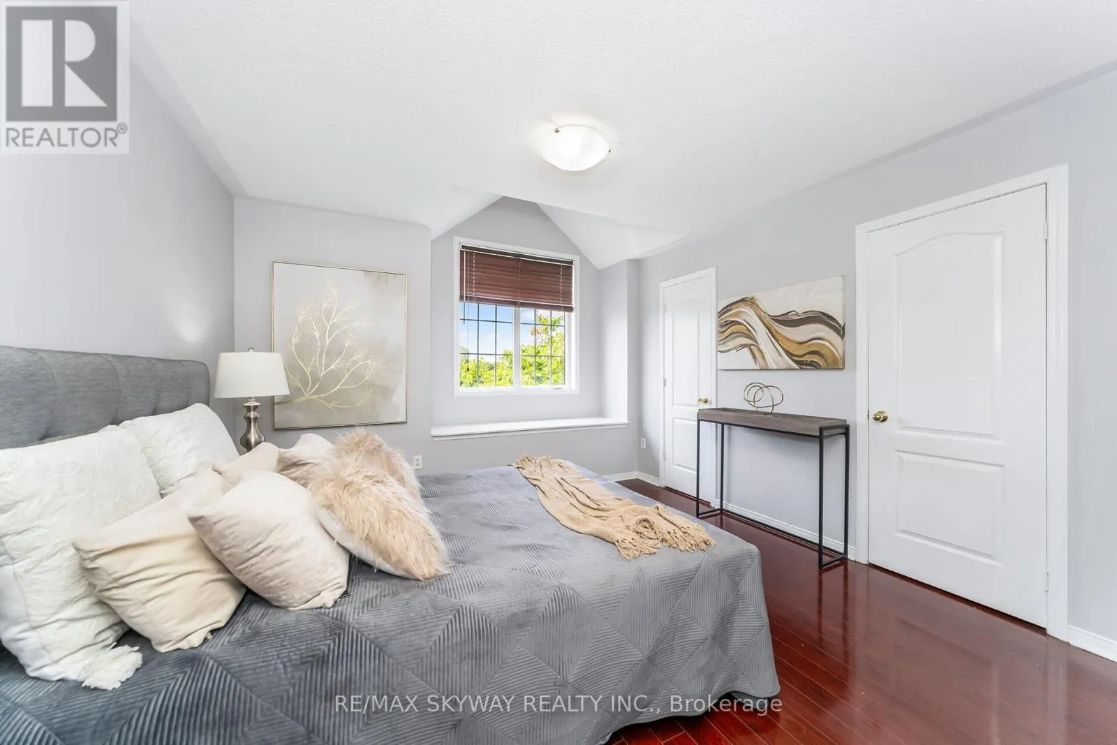 13 OZNER COURT