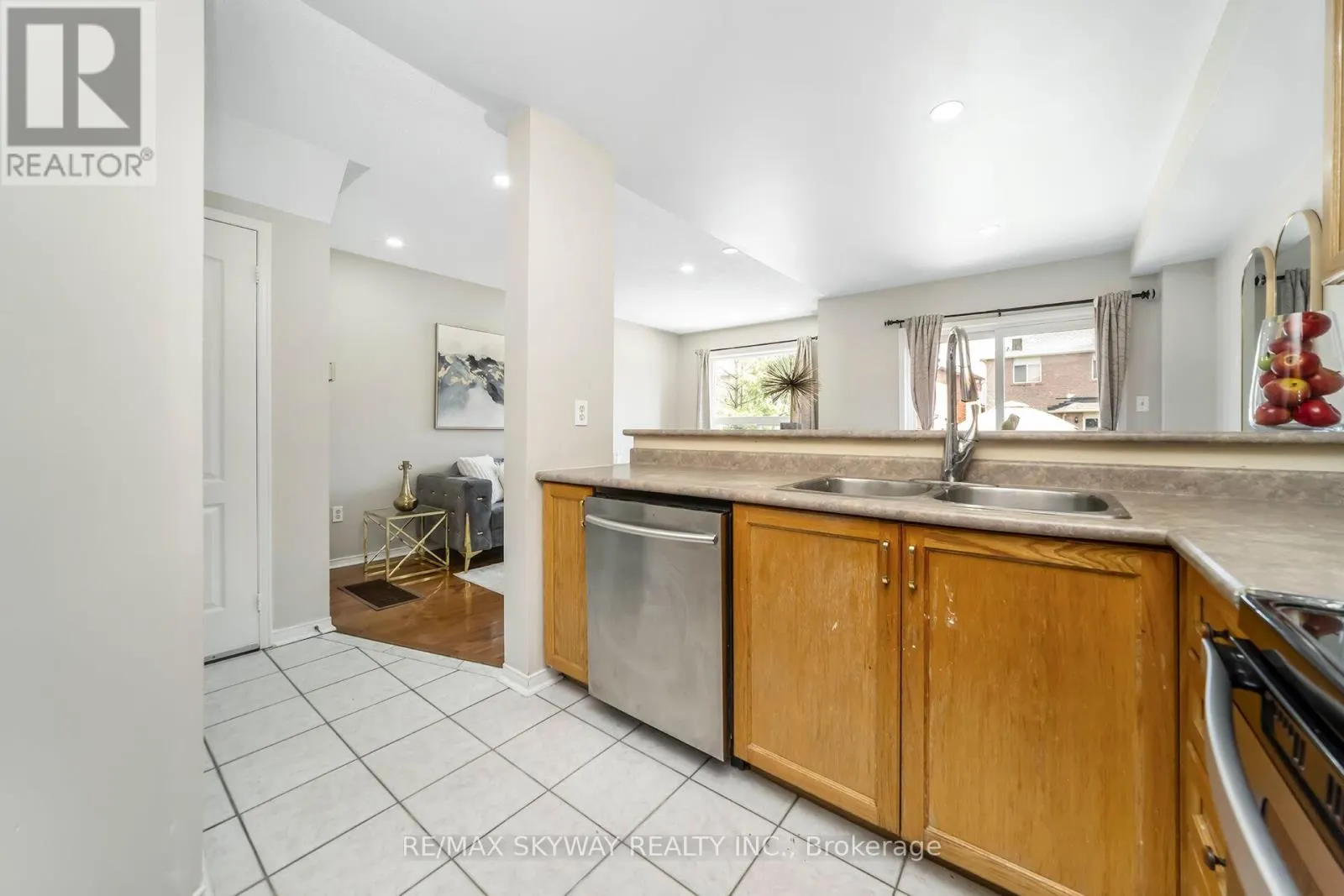 13 OZNER COURT