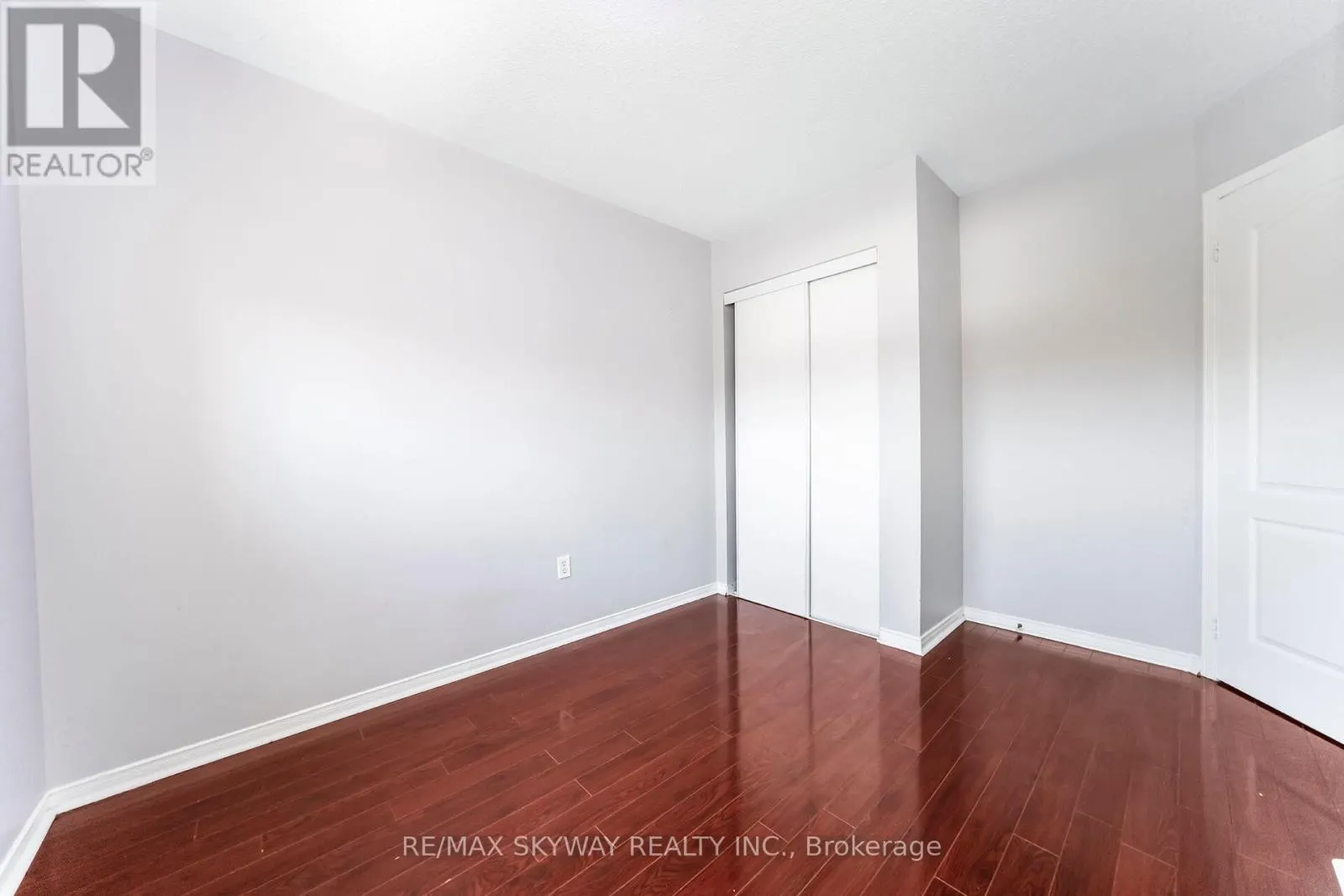 13 OZNER COURT