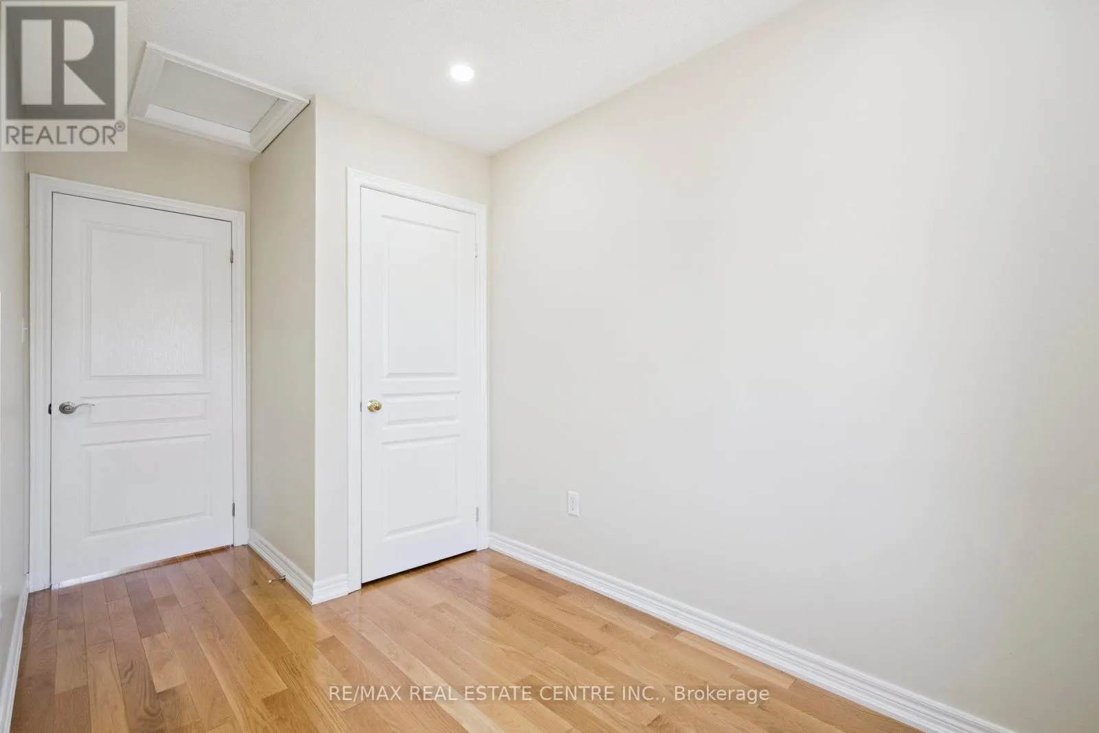 77 - 4950 ALBINA WAY