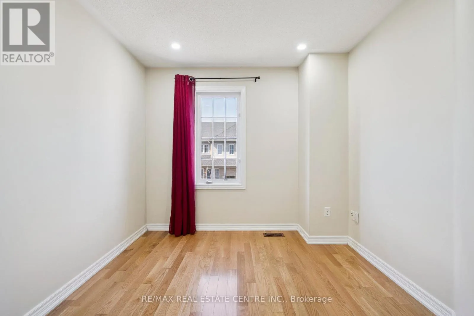 77 - 4950 ALBINA WAY