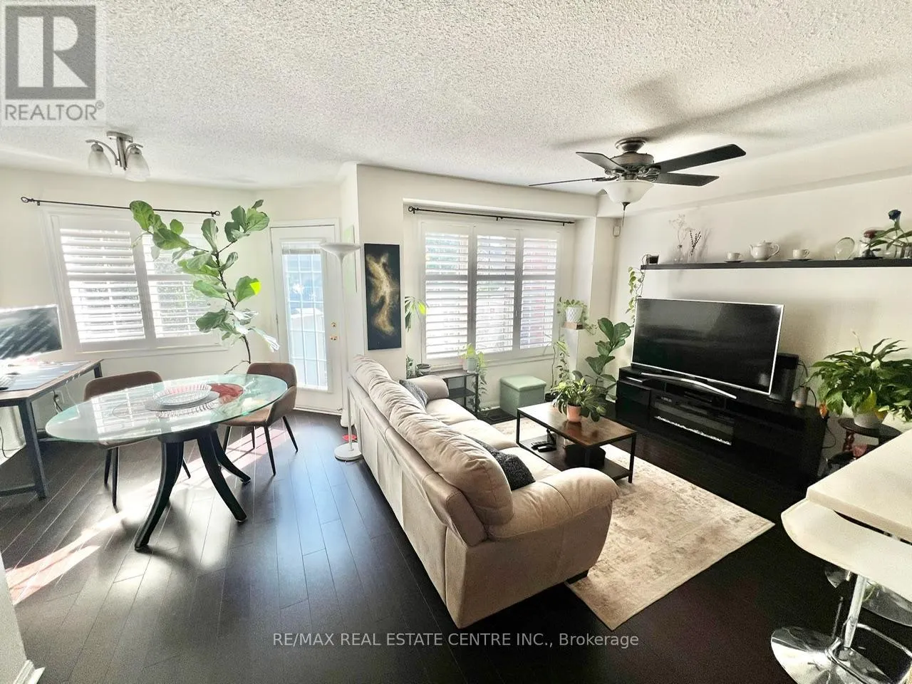 87 - 620 FERGUSON DRIVE
