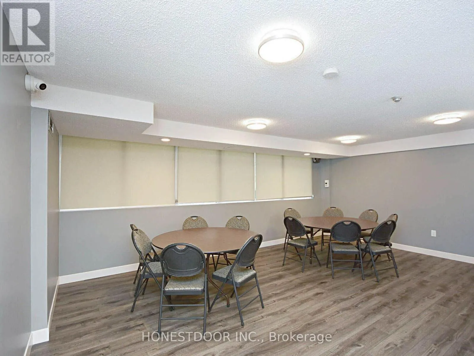 808 - 3590 KANEFF CRESCENT