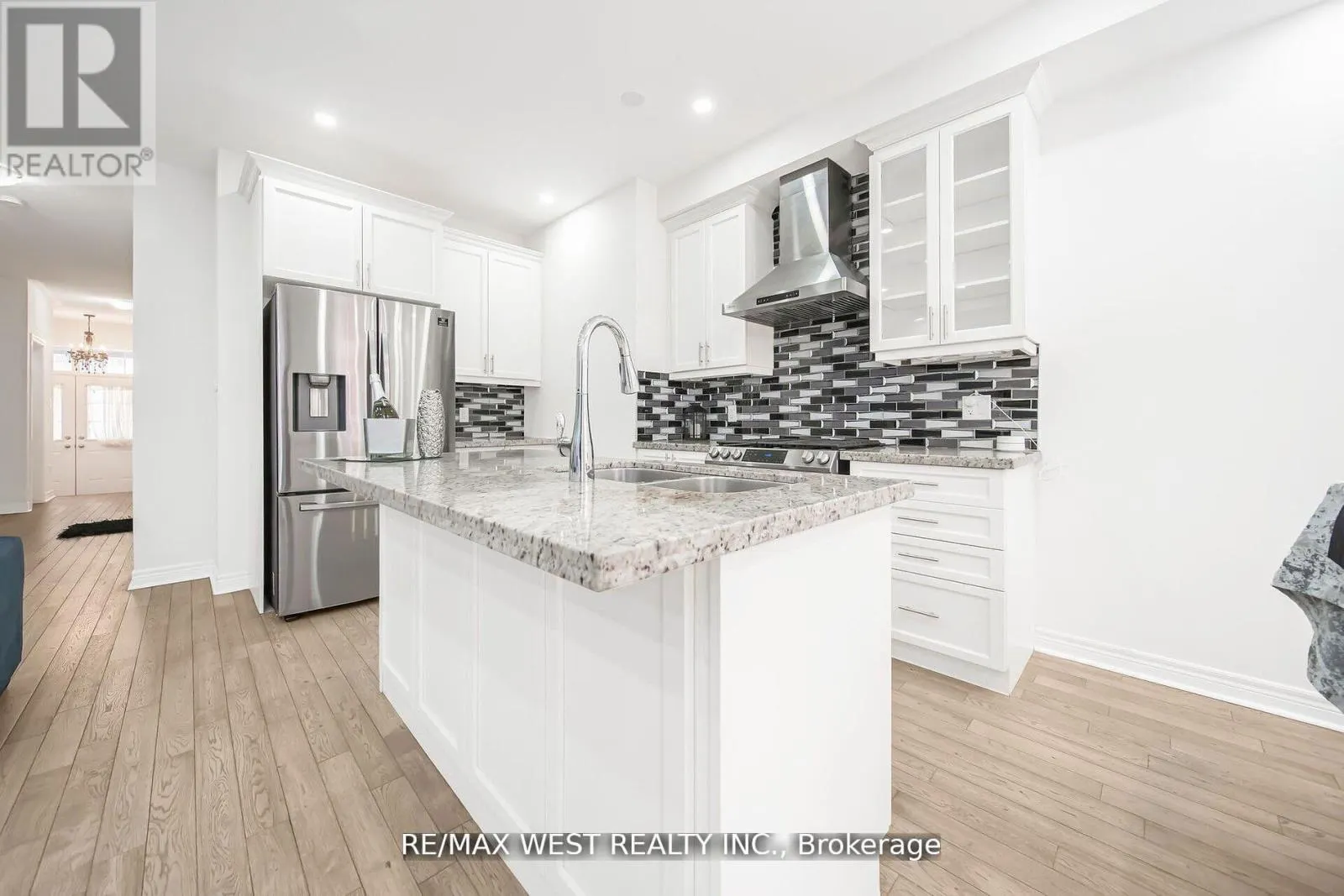 213 SARAH CLINE DRIVE