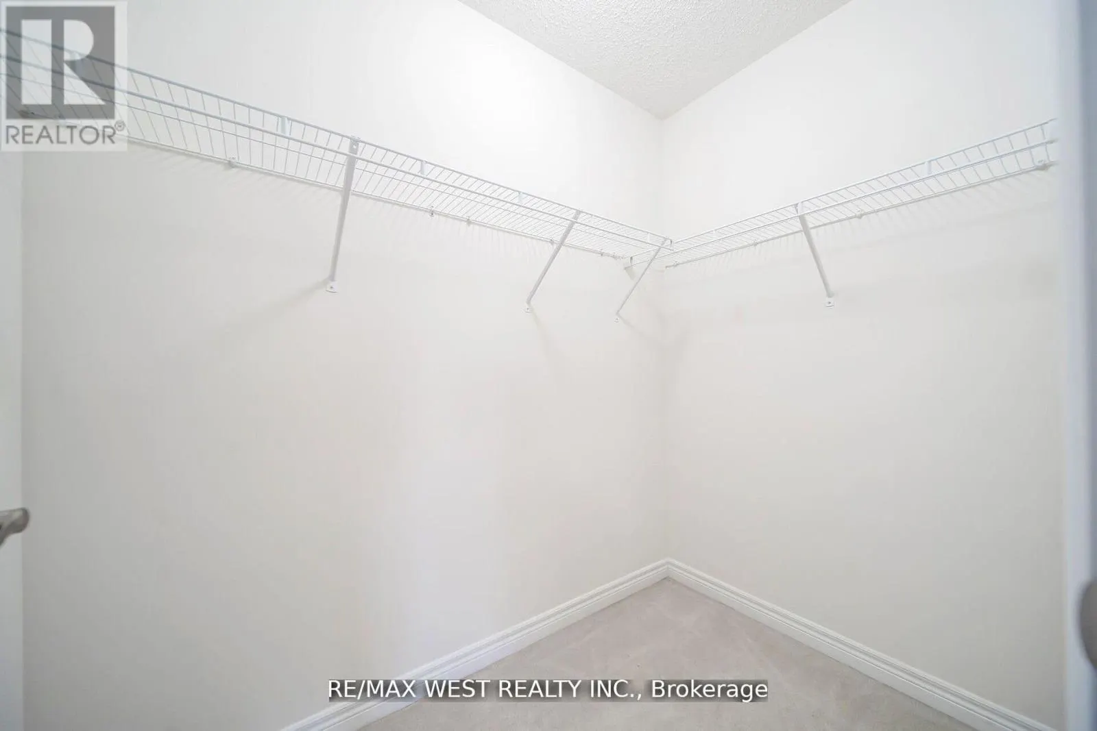 213 SARAH CLINE DRIVE
