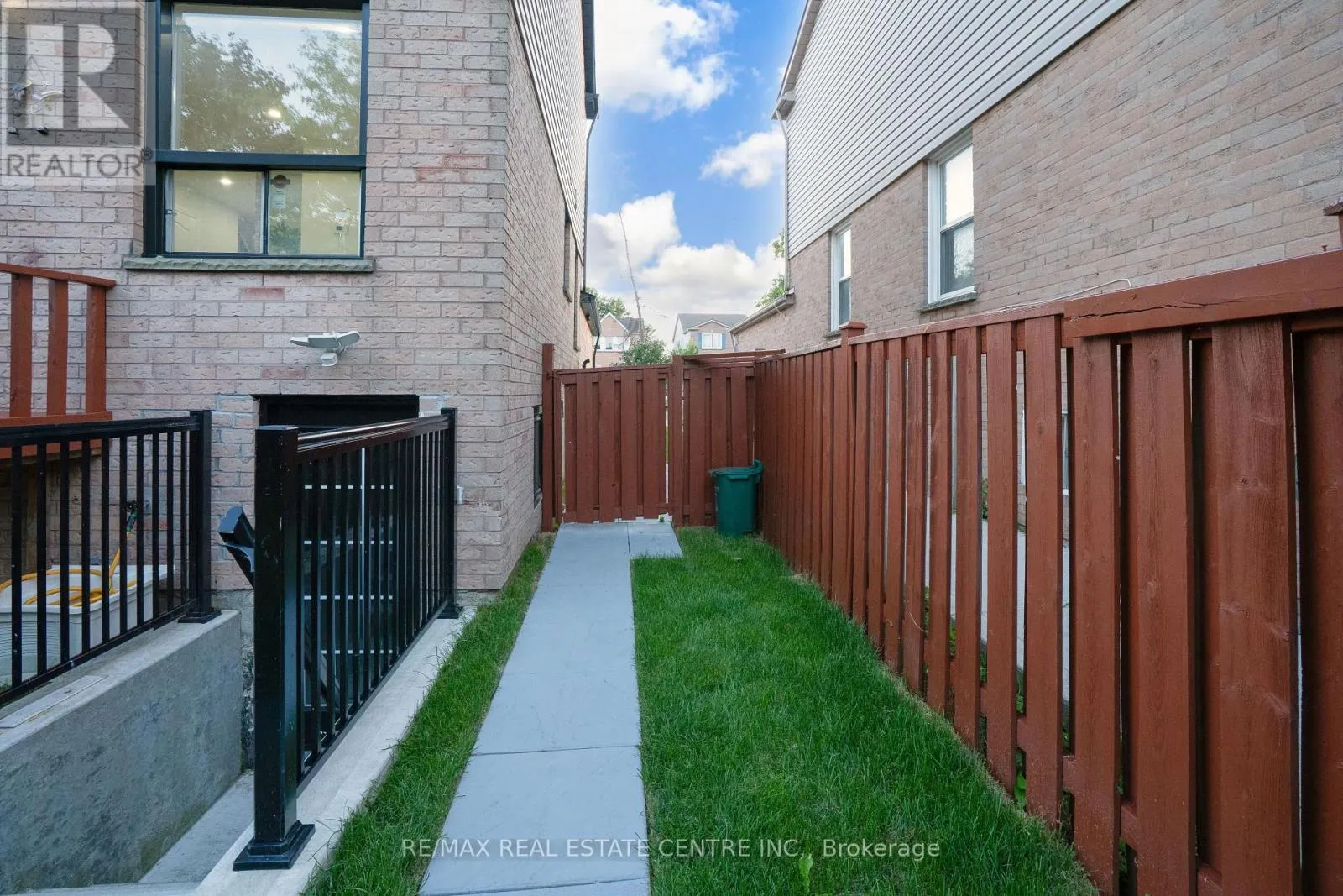 59 CUTTERS CRESCENT