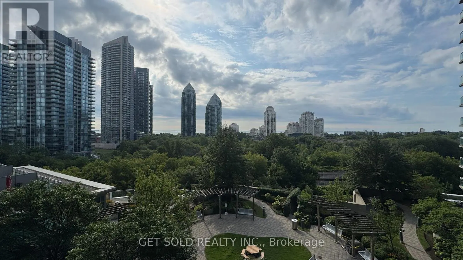 730 - 165 LEGION ROAD N