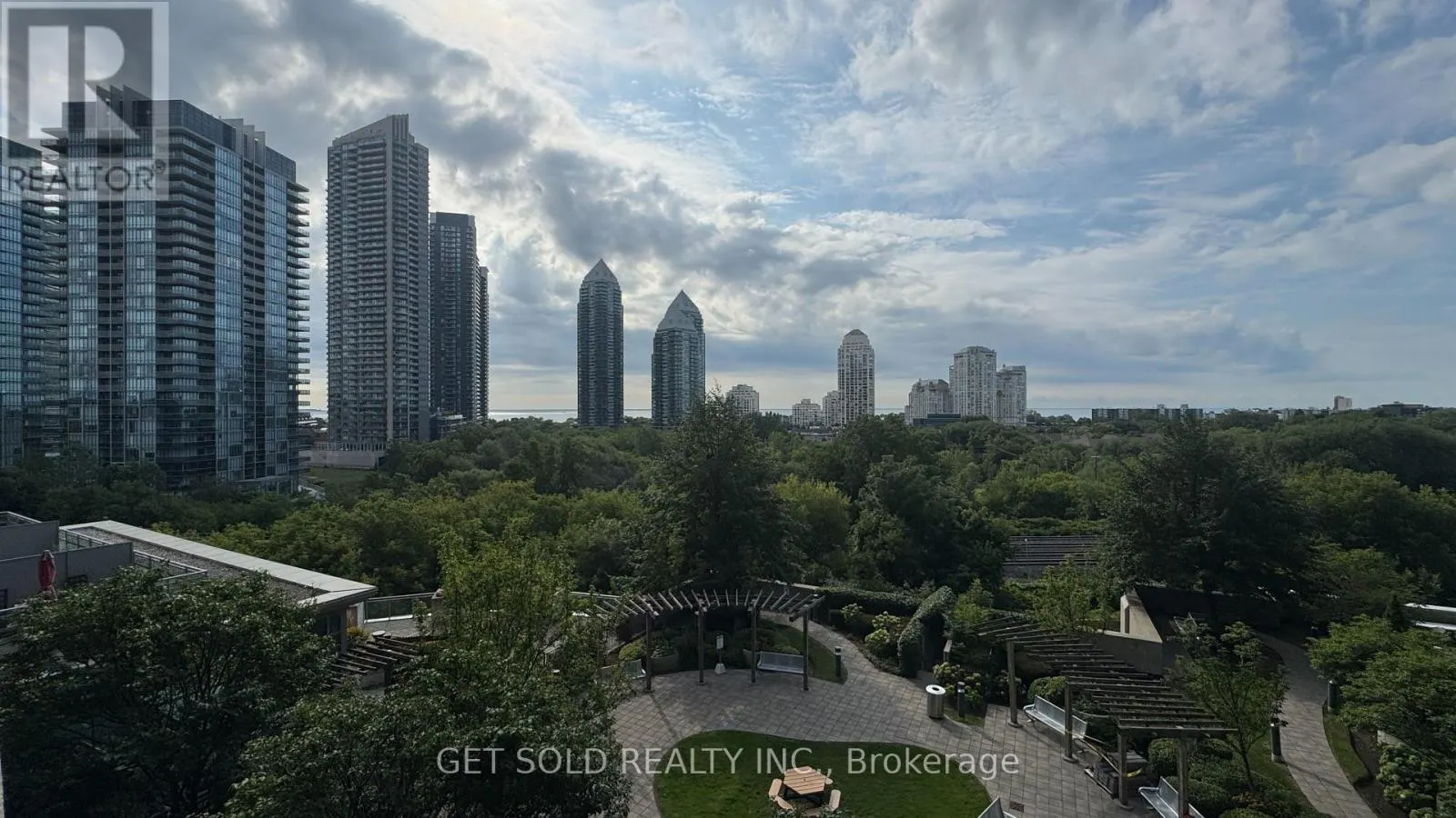 730 - 165 LEGION ROAD N