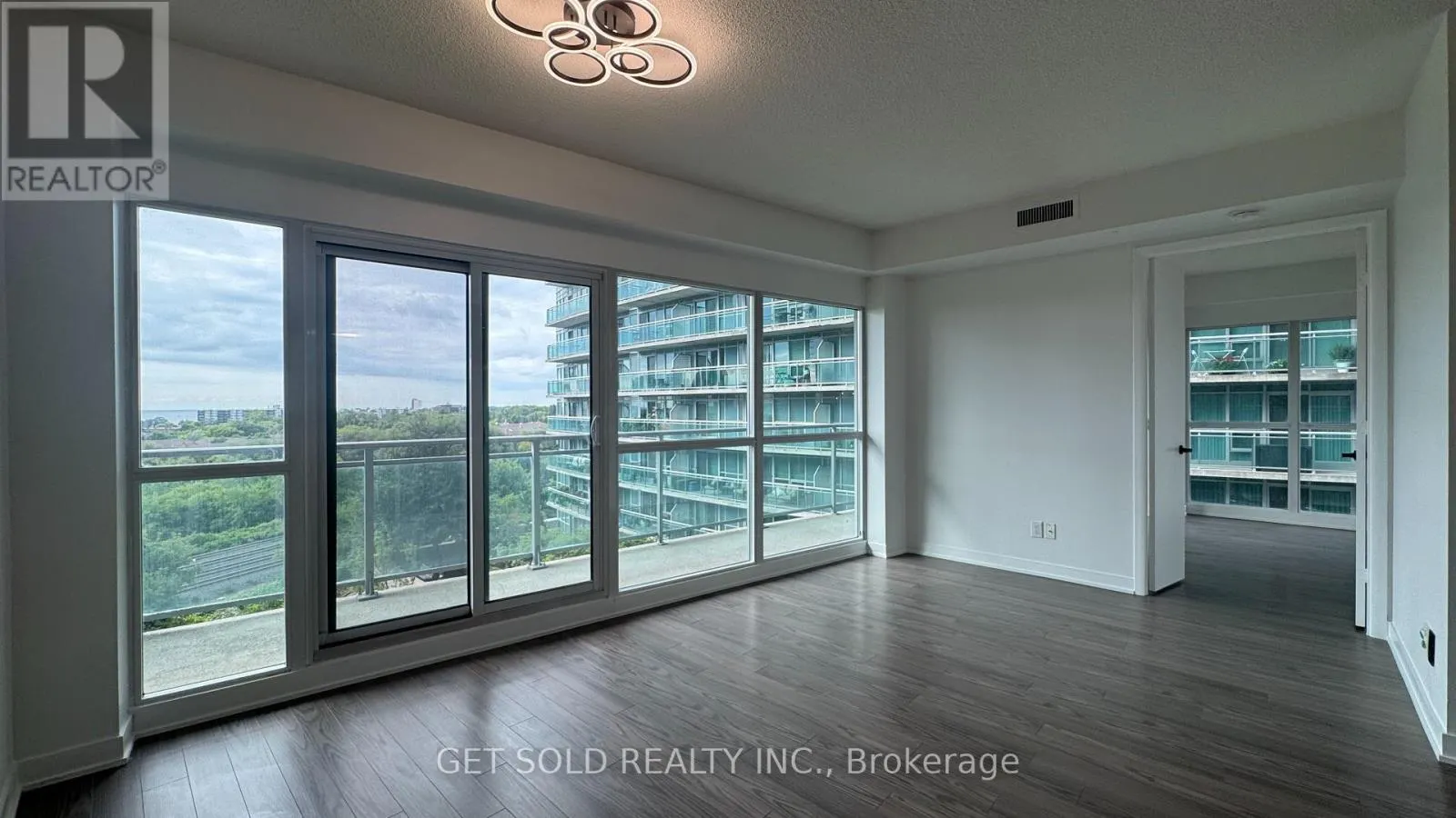 730 - 165 LEGION ROAD N