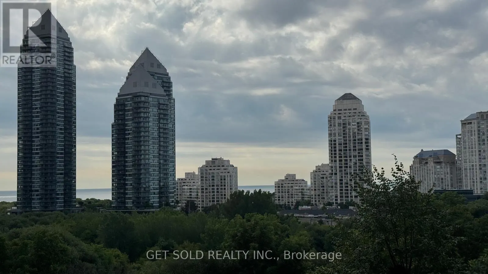 730 - 165 LEGION ROAD N