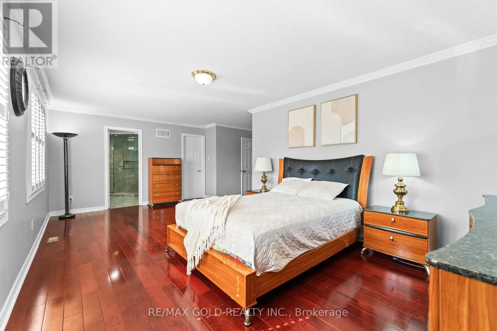 25 CASTLE MOUNTAIN DRIVE