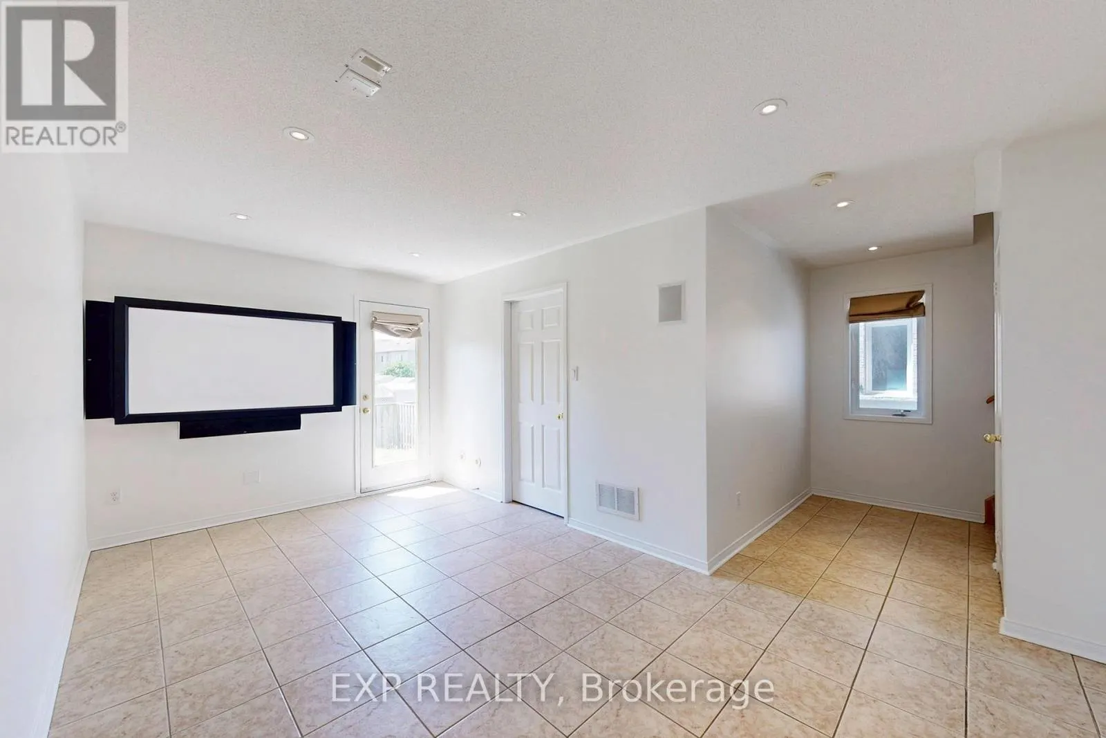 6630 OPERA GLASS CRESCENT