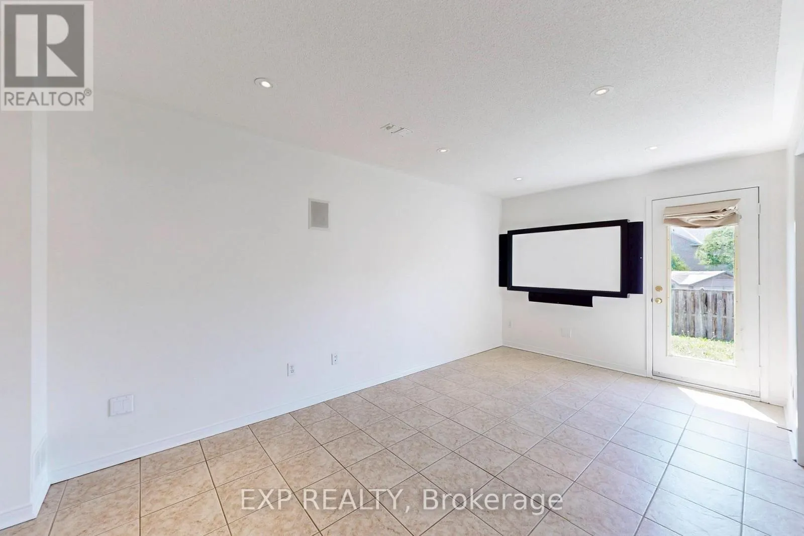 6630 OPERA GLASS CRESCENT