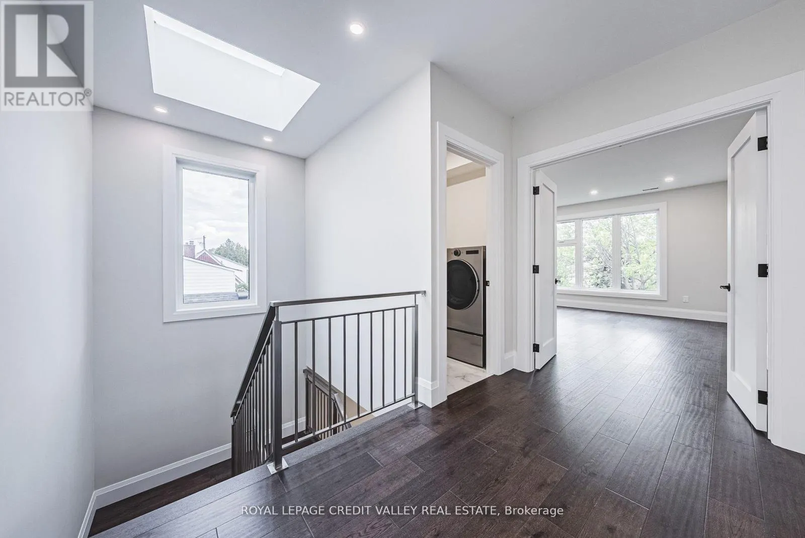 18 BELLMAN AVENUE