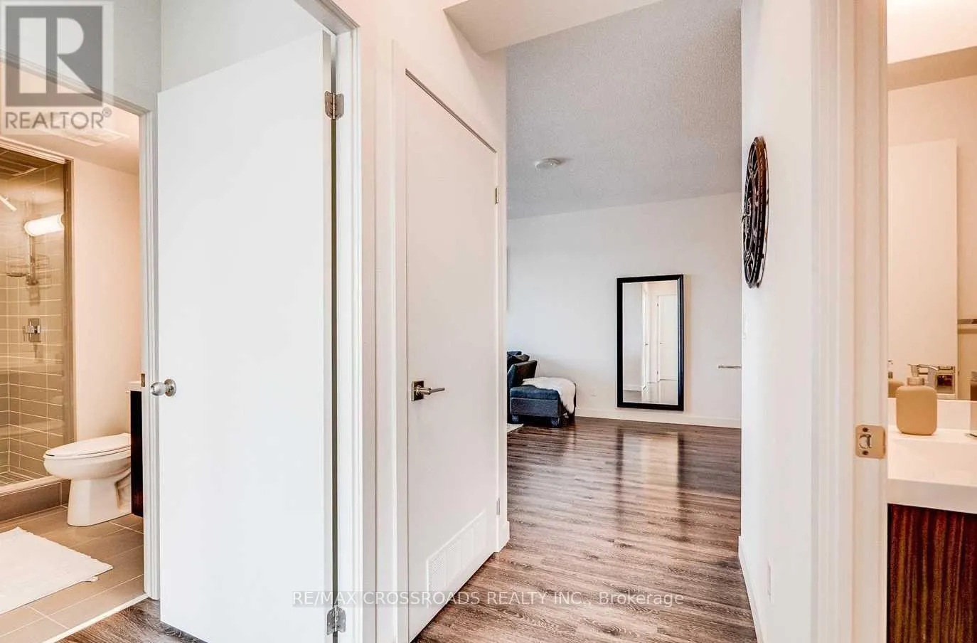 502 - 2093 FAIRVIEW STREET