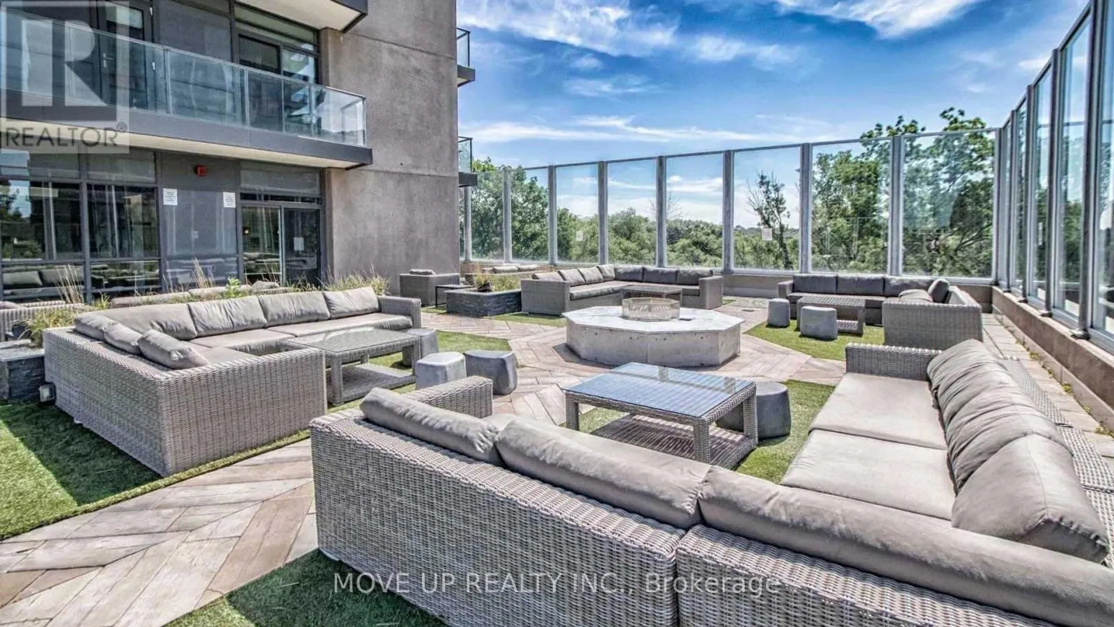 3202 - 36 PARK LAWN ROAD