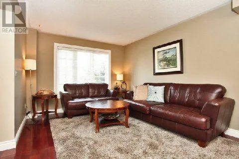 47 BABCOCK CRESCENT