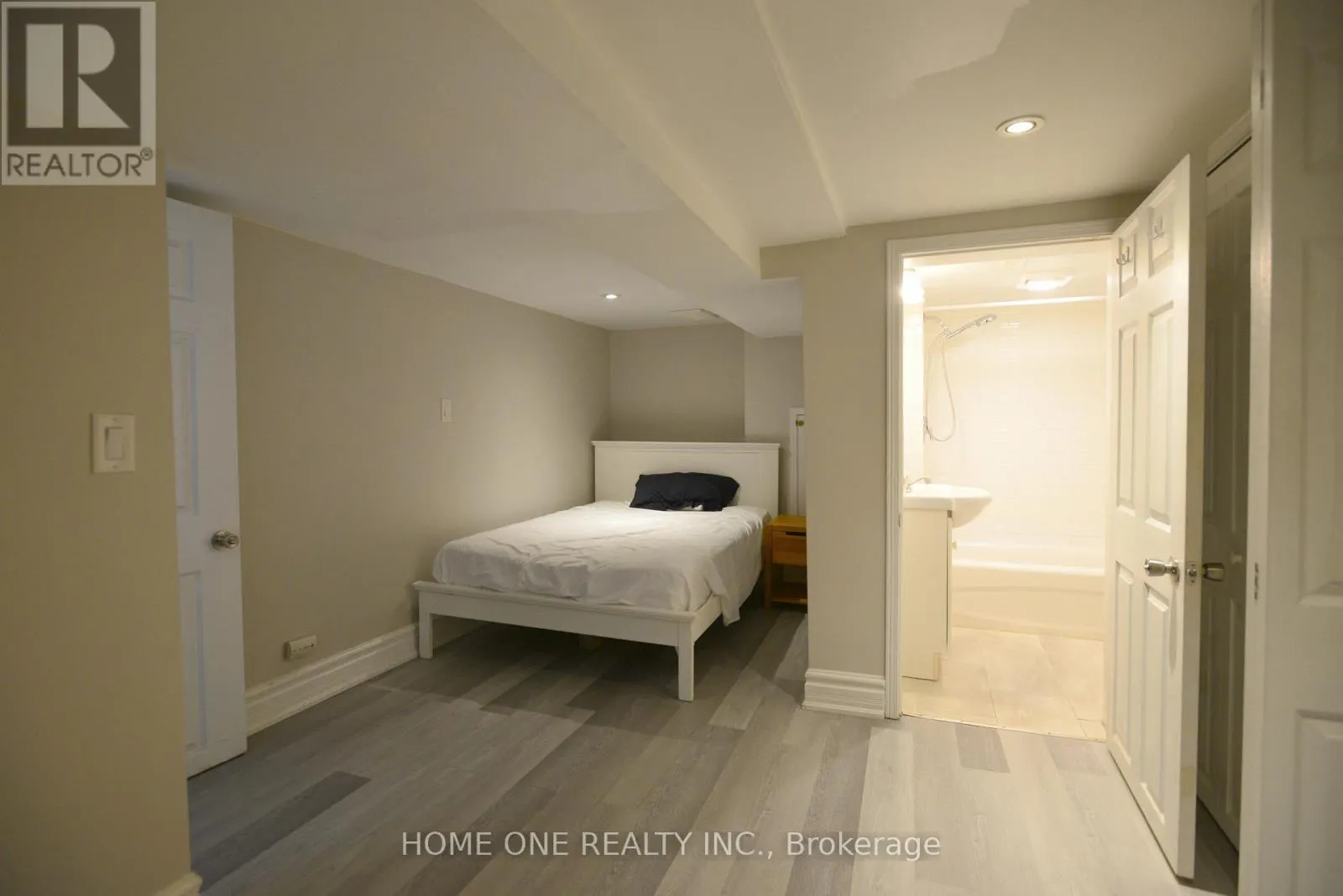 BASEMENT - 146 ROSEMOUNT AVENUE