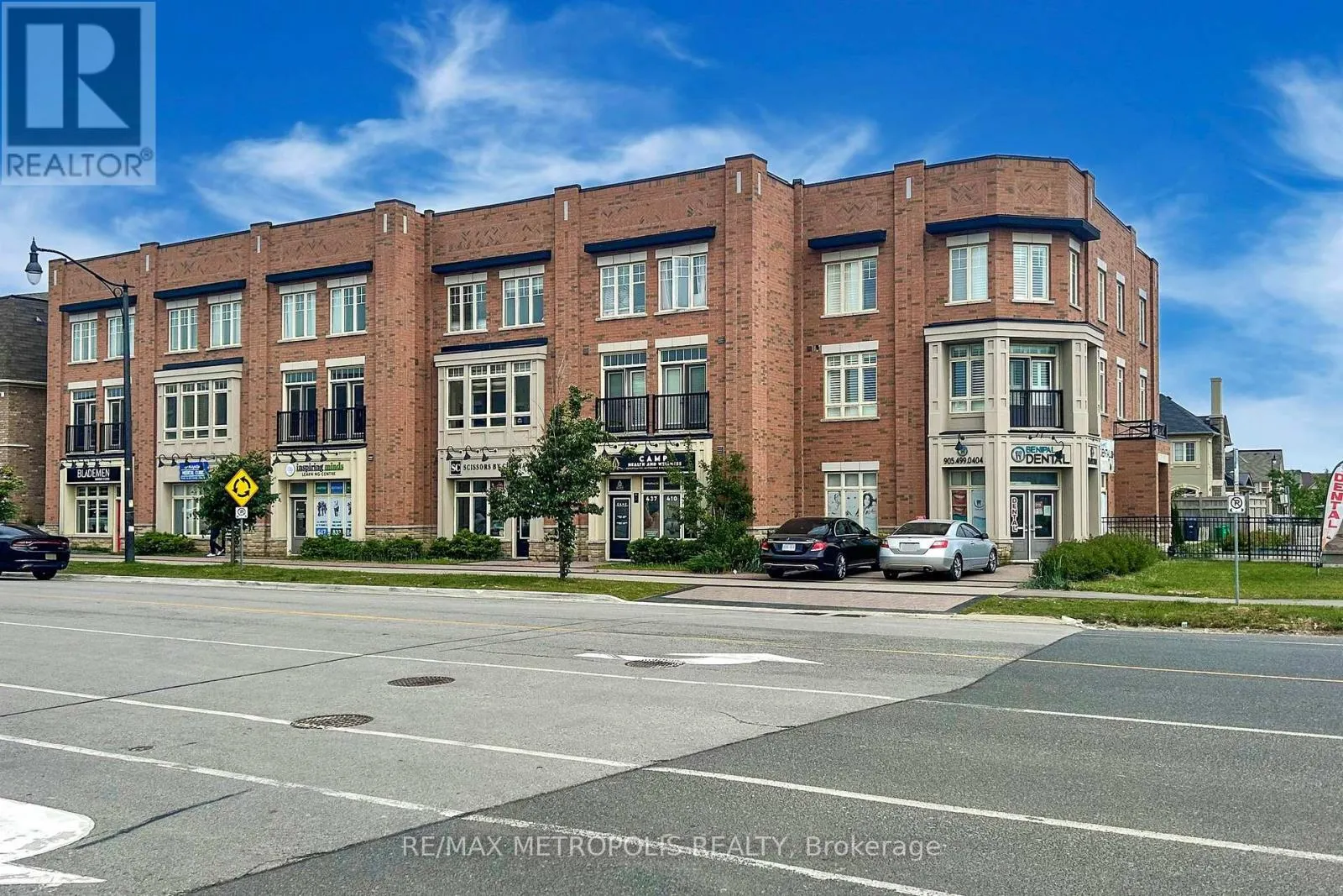 2 - 103 INSPIRE BOULEVARD