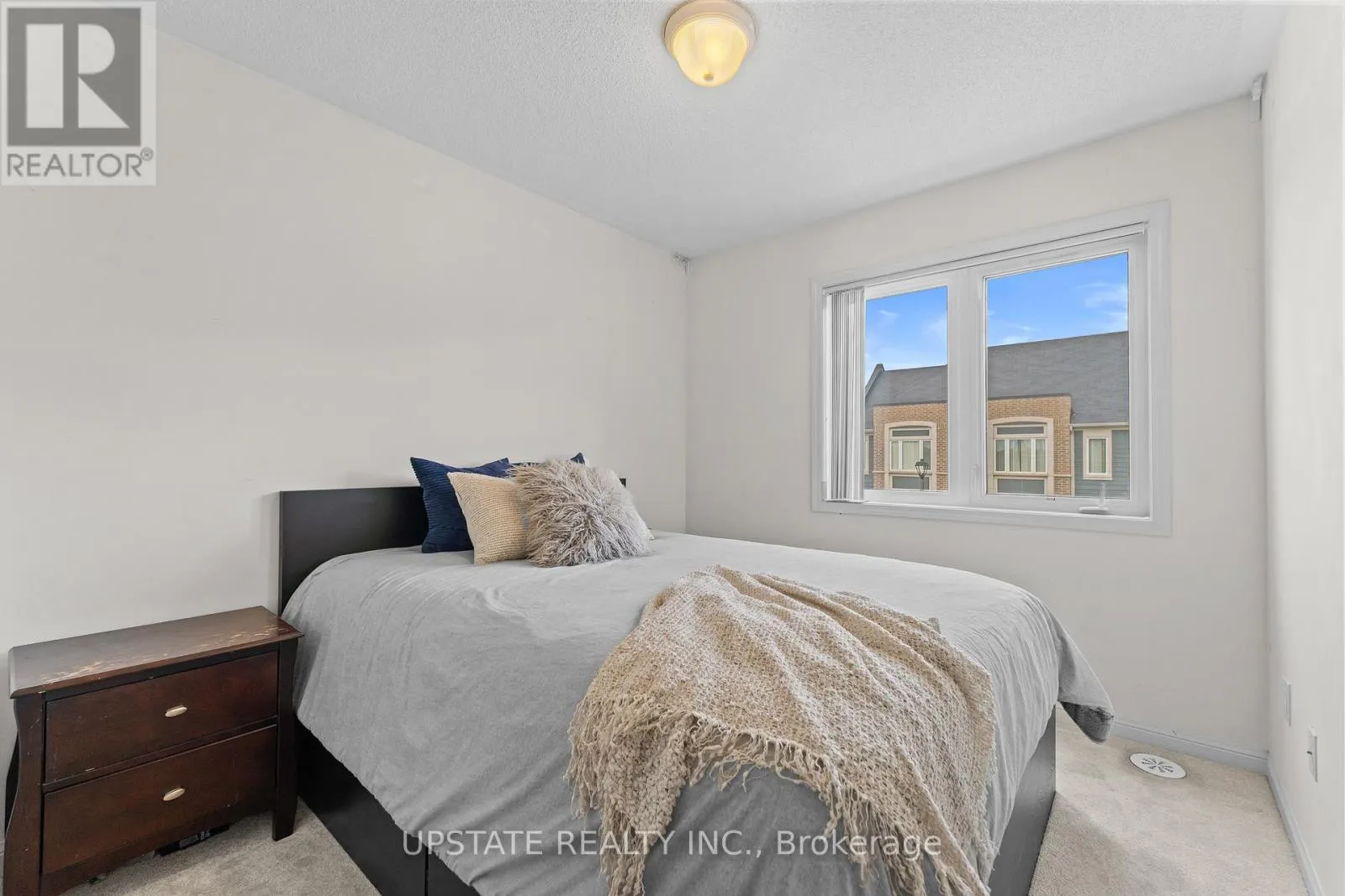 205 - 250 SUNNY MEADOW BOULEVARD