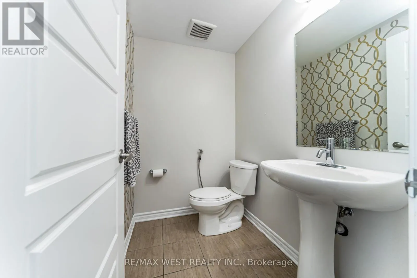 1636 LEBLANC COURT