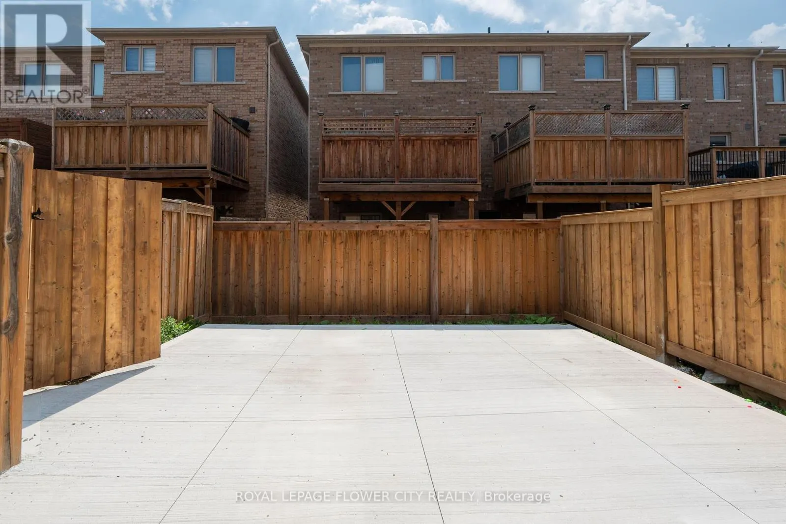 15 SEA DRIFTER CRESCENT
