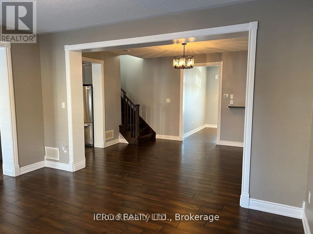 883 PICKERSGILL CRESCENT