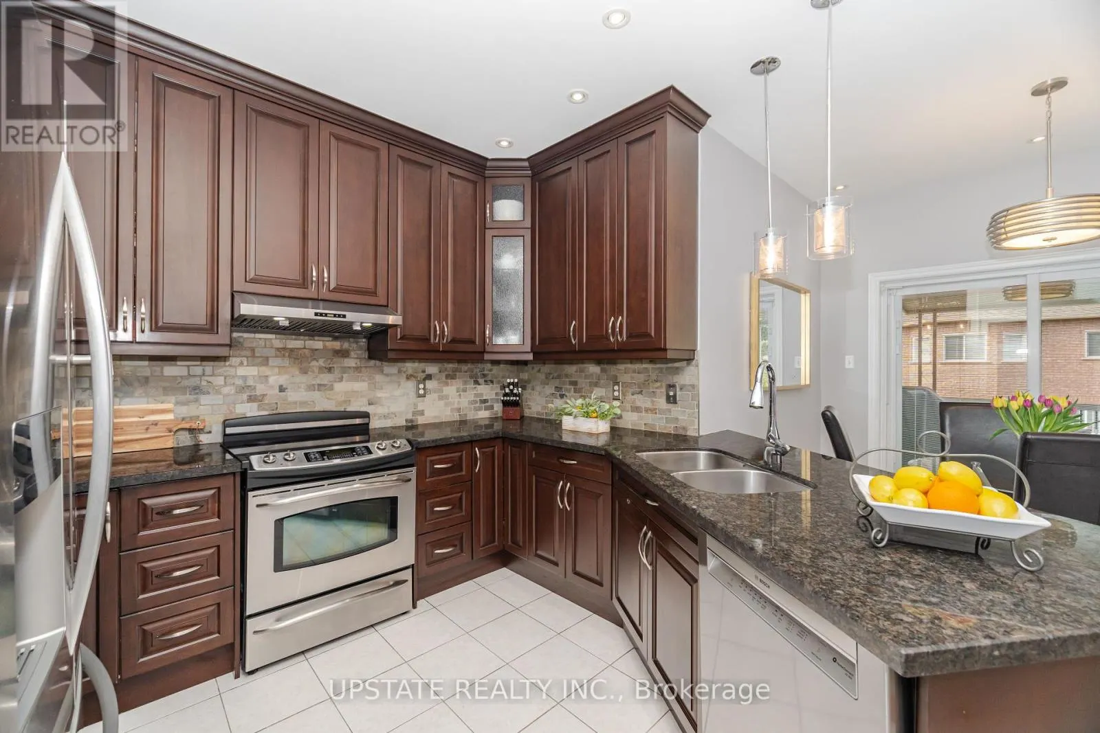 14 KIRKWOOD CRESCENT
